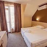 Hotel Santa Maria 2*